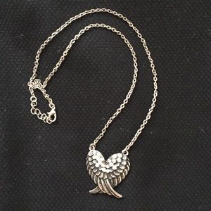 Wings w/ rhinestones necklace 20-22”